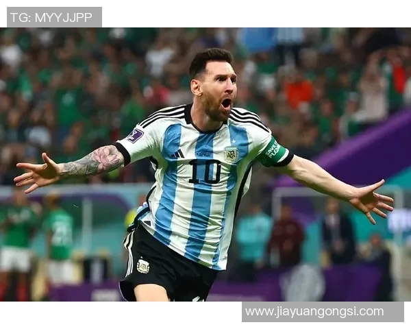 三球王是谁足球明星背后的传奇故事与成就解析 三球王是谁足球明星背后的传奇故事与成就解析