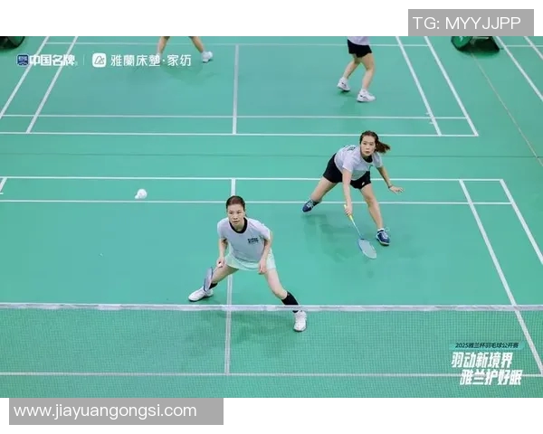 深圳羽毛球队勇夺最新羽毛球耐力TOP10榜首位置引发关注 深圳羽毛球队勇夺最新羽毛球耐力TOP10榜首位置引发关注